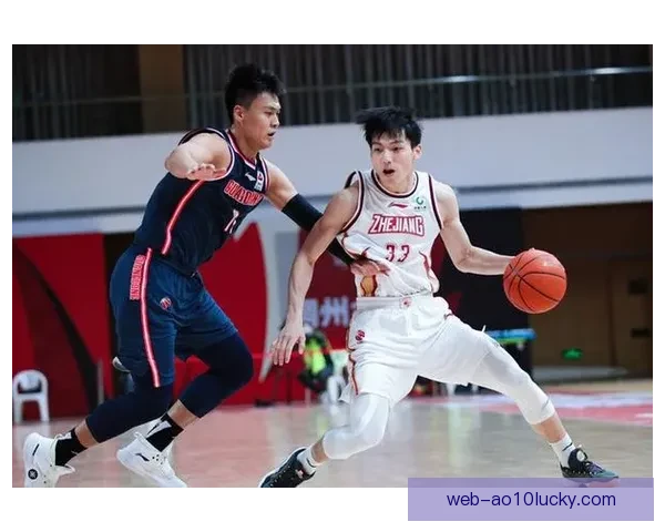 邓根伦与林菲尔德U20激战五局比分紧张对决精彩纷呈 邓根伦与林菲尔德U20激战五局比分紧张对决精彩纷呈